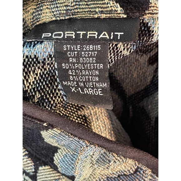 Portrait Size X-Large Jacket Black w/ Blue & Cream‎ Floral - Picture 5 of 5